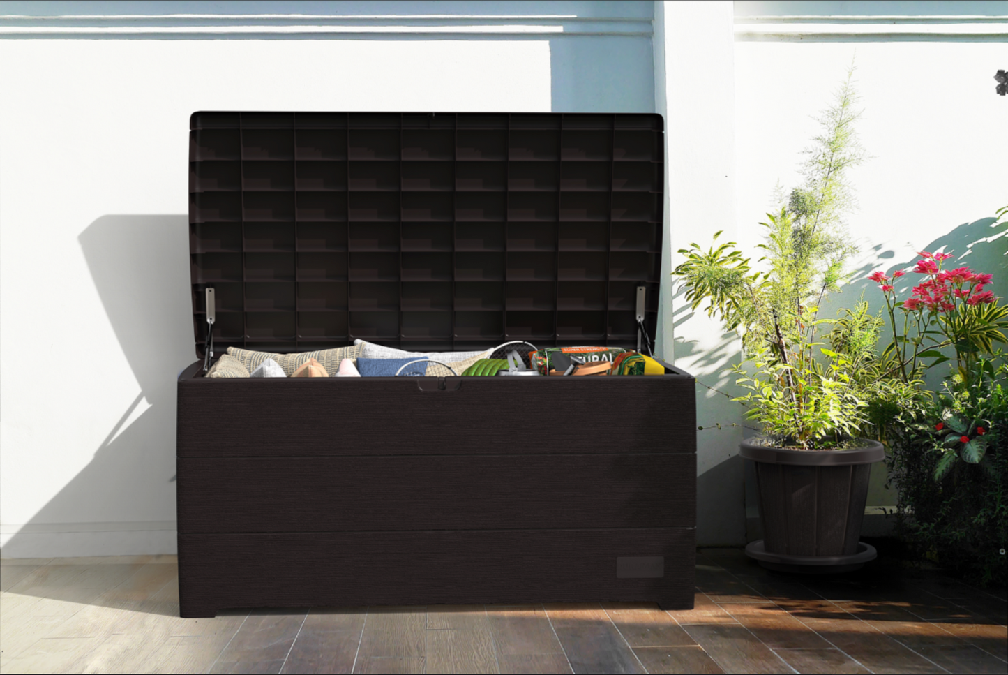 DuraMax | Deck Box Cedar Grain 110 Gallon Brown