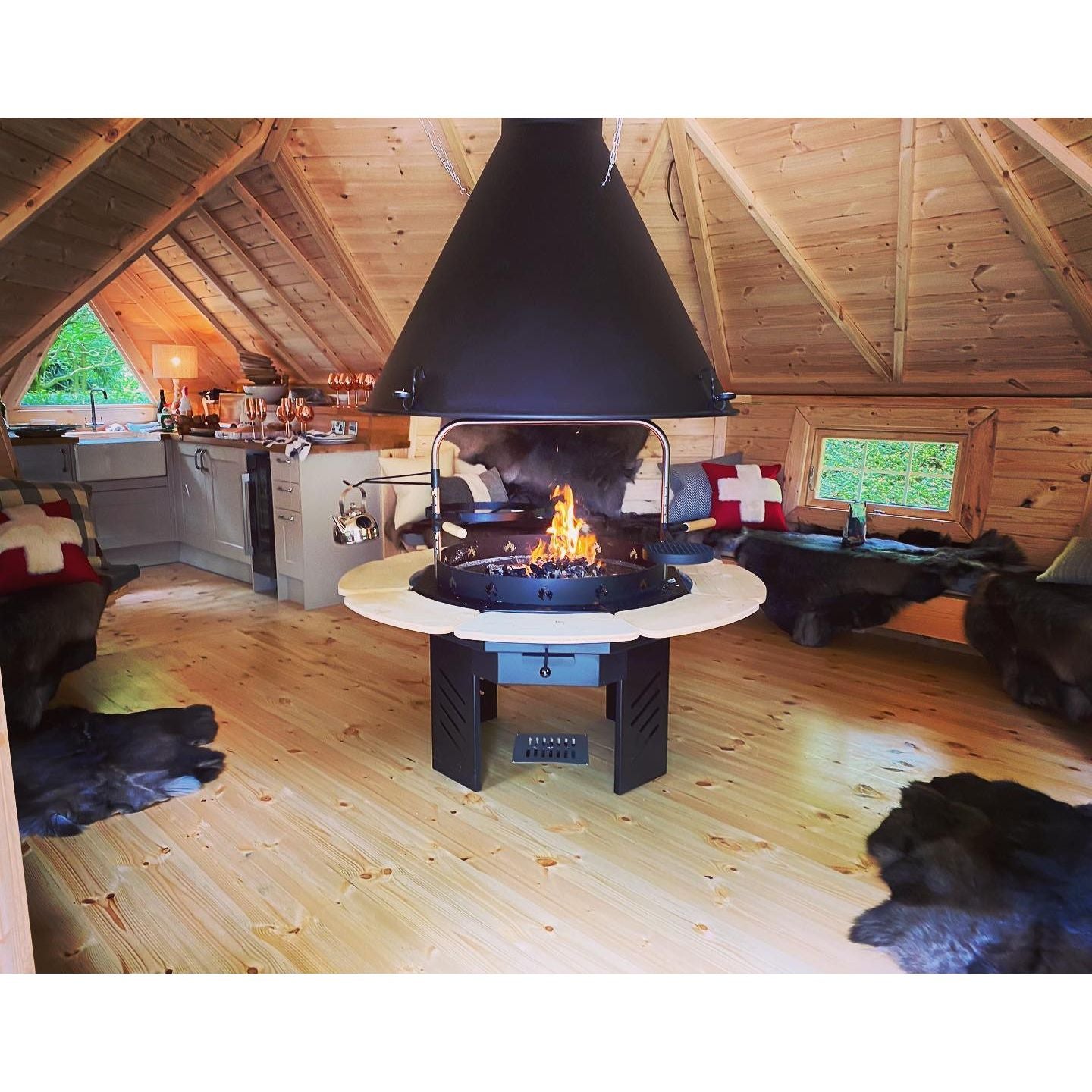 Exaco | Luxe Grill for 250 sq. ft. Scandinavian Pine Hunter's Grill Cabin - MyGreenhouseStore.com