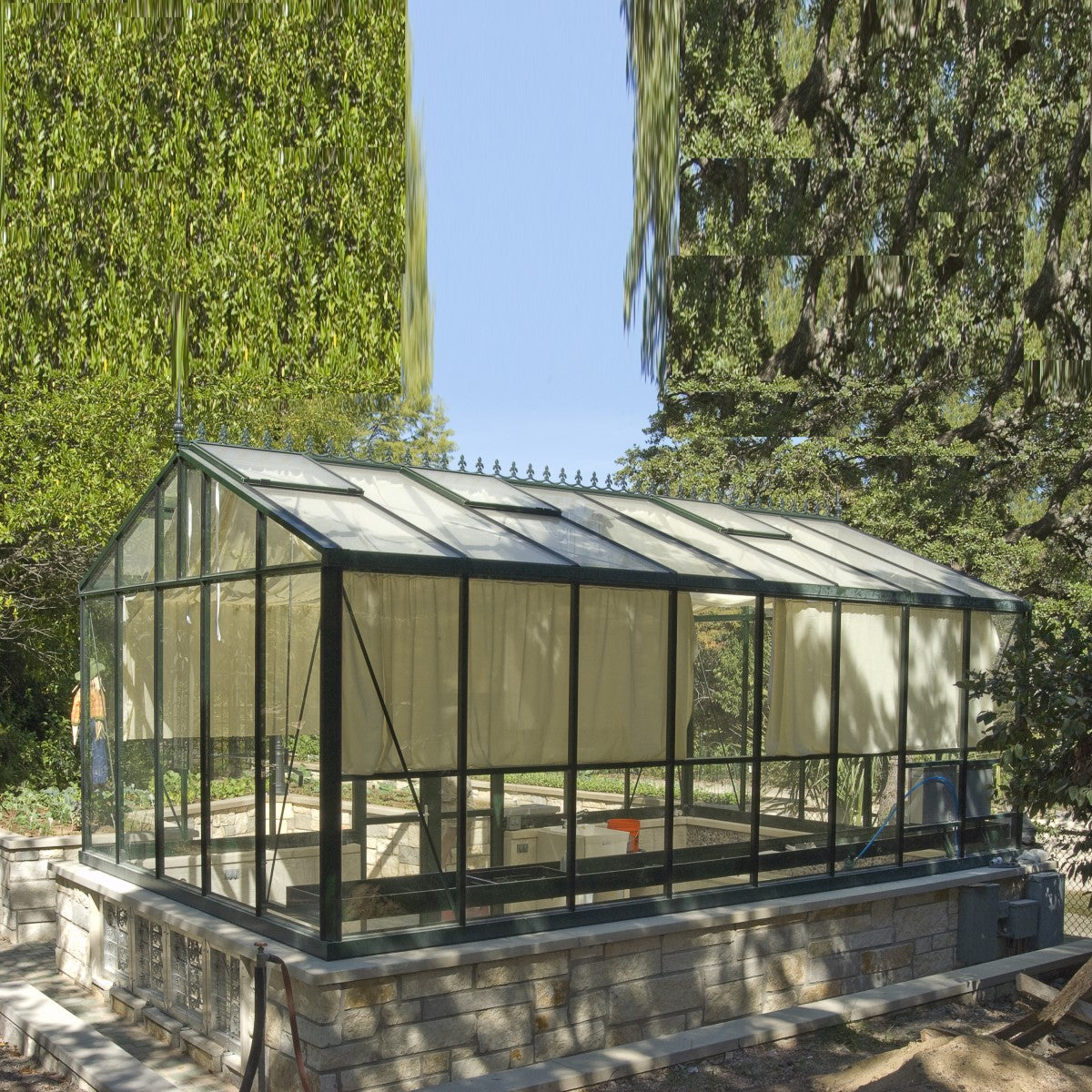 Janssens | 12.5x20x9 ft Royal Victorian VI 46 Large Glass Greenhouse Kit With 4mm Tempered Glass Glazing