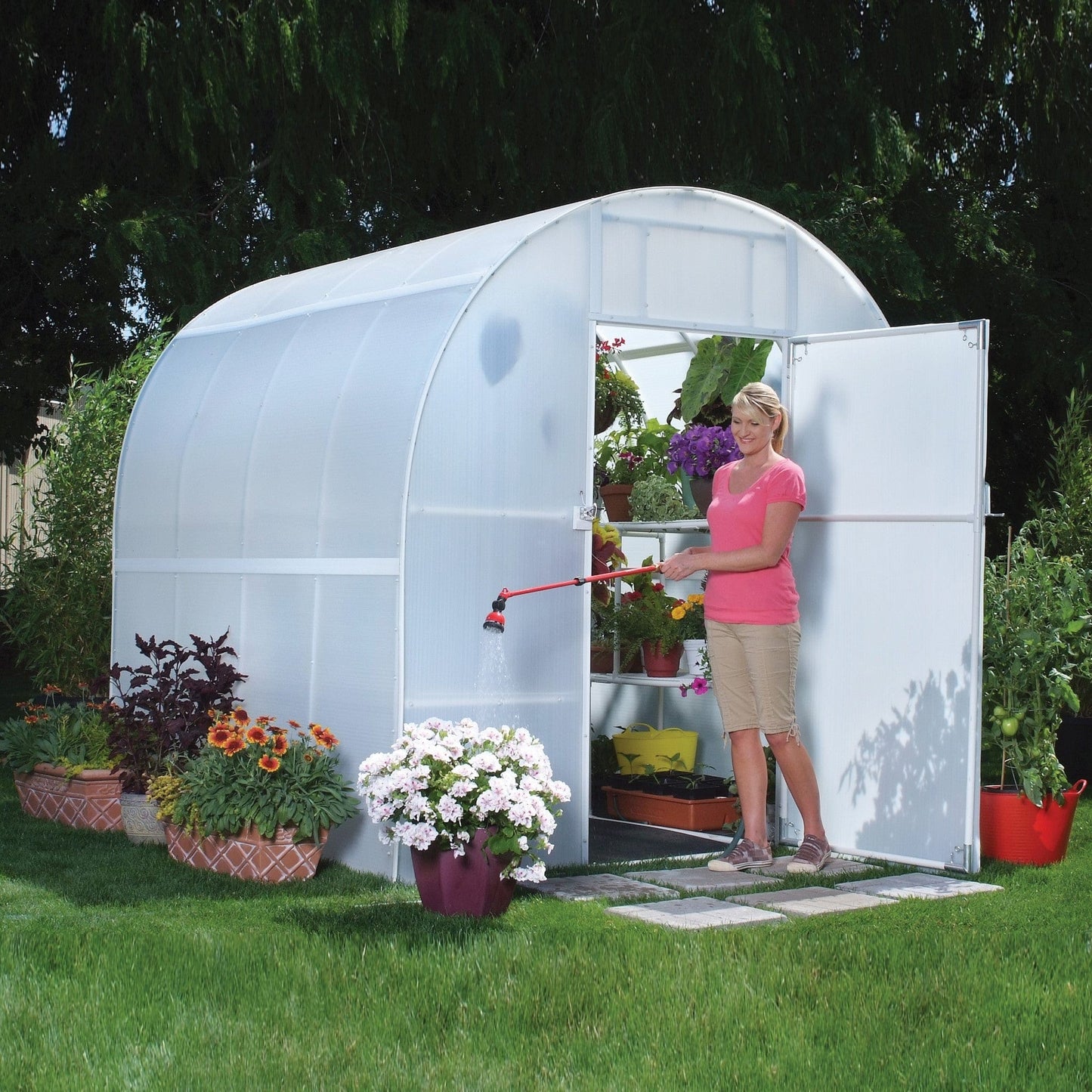 Solexx Gardener's Oasis Standard Greenhouse - mygreenhousestore.com