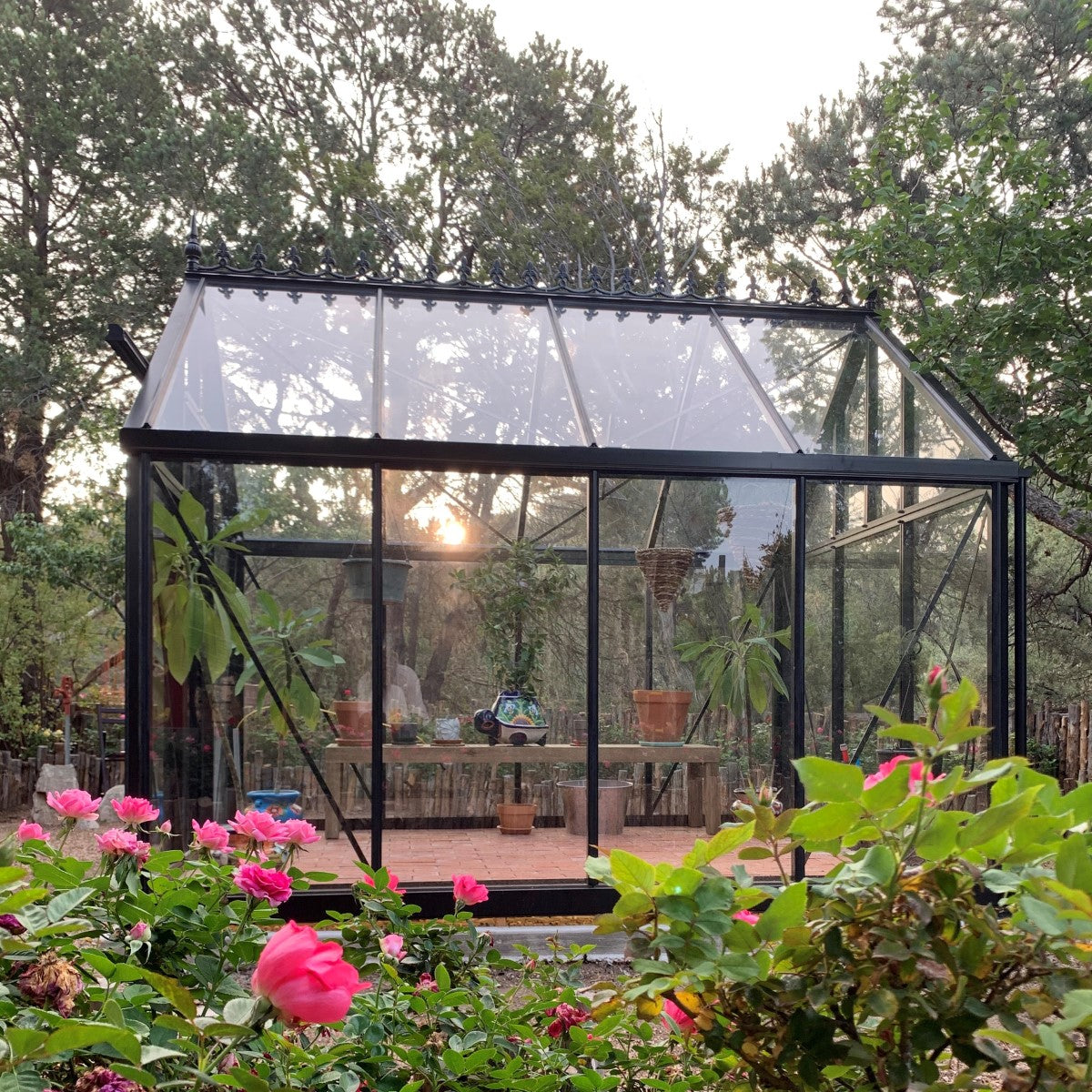 Janssens | 8x10x8 ft Junior Victorian J-VIC 23 Glass Greenhouse Kit With 4mm Tempered Glass Glazing